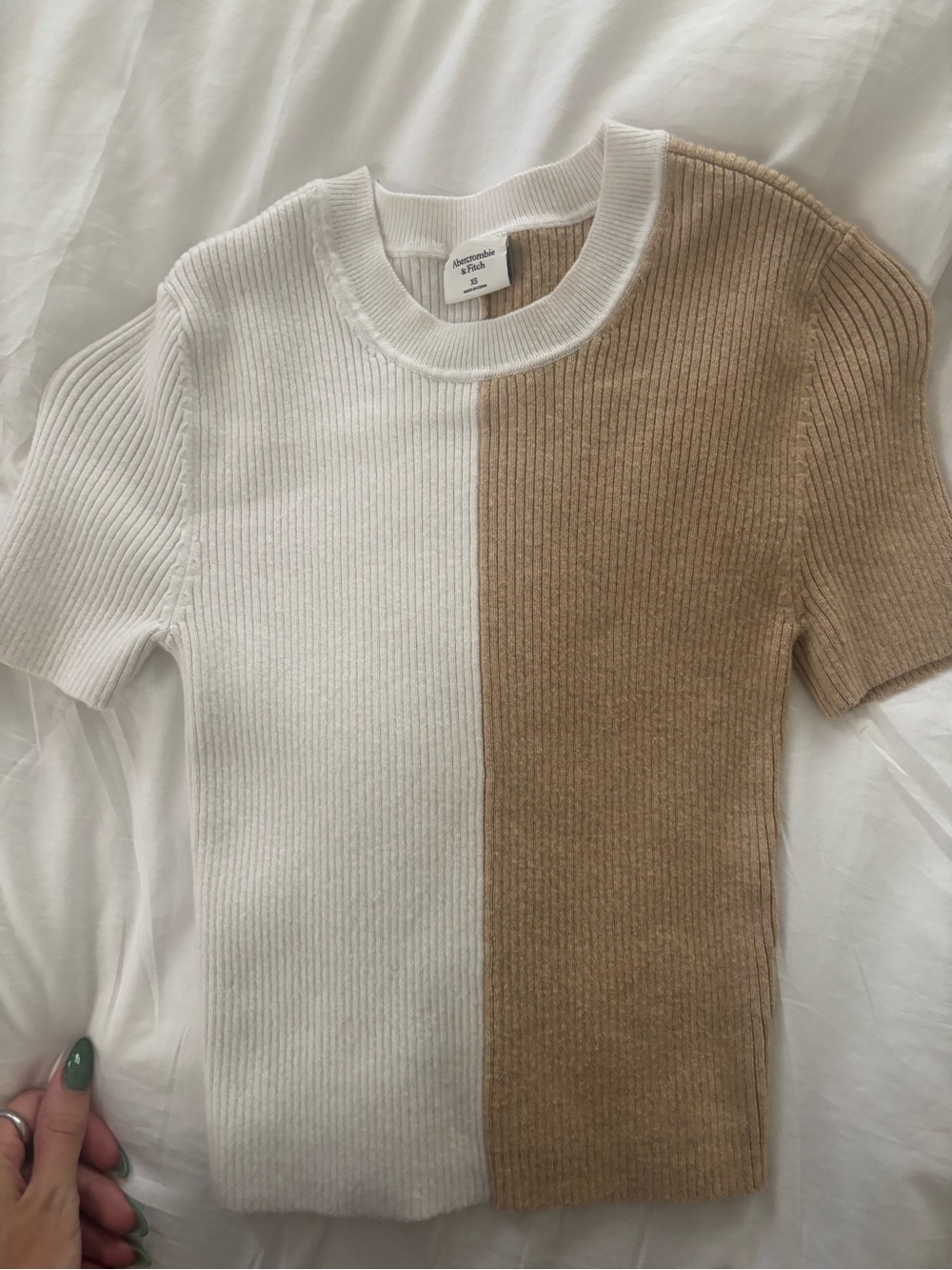 Abercrombie color block short sleeve knit